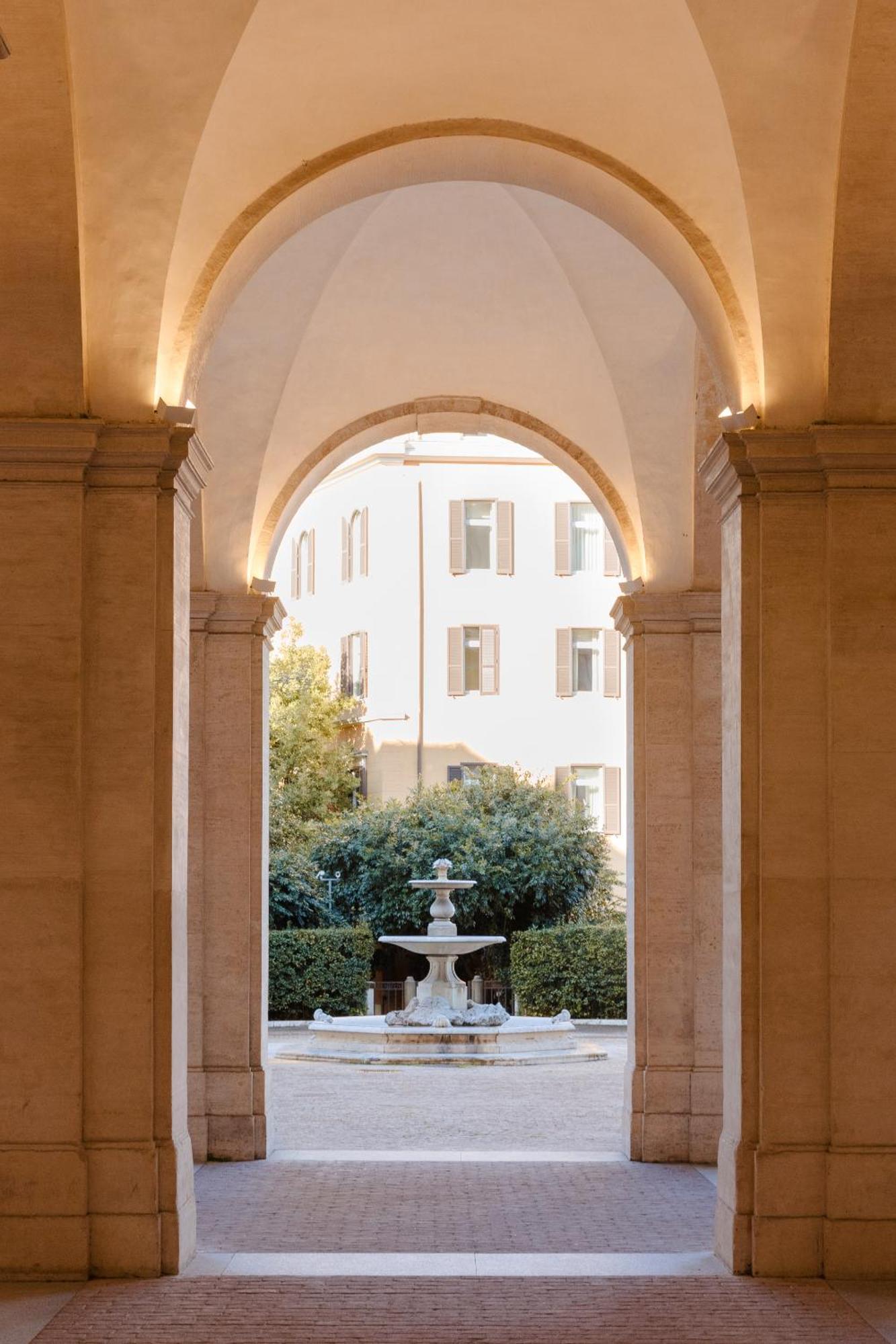 Sonder Barberini Aparthotel Roma Exterior foto